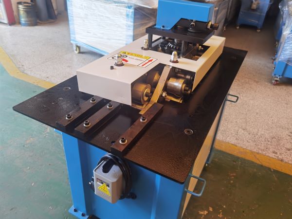 lock forming machine-4.jpg