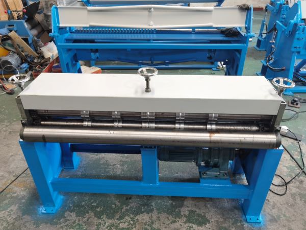 air duct beading machine.jpg