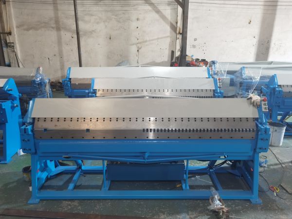 TDF duct folding machine-3.jpg